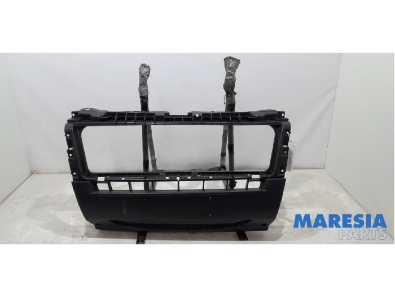 Fiat - Ducato - Front bumper, central component