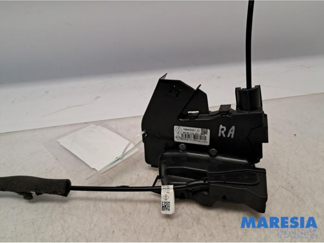 Renault - Megane - Rear door mechanism 4-door, right