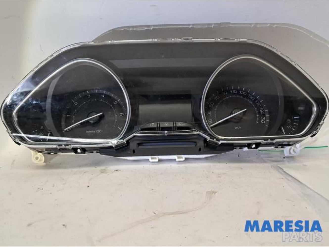 Peugeot - 2008 - Instrumentenbrett