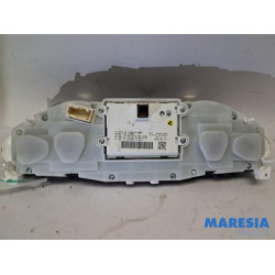 Peugeot - 2008 - Instrumentenbrett