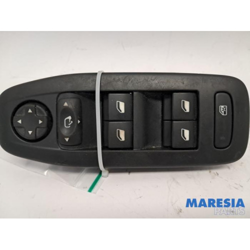 Peugeot - 2008 - Commutateur combi vitres