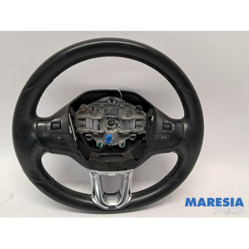 Peugeot - 2008 - Steering wheel