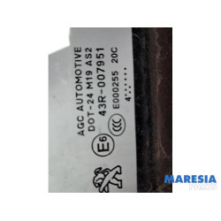 Peugeot - 2008 - Vitre triangulaire avant droite