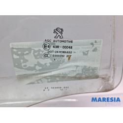 Peugeot - 2008 - Türscheibe 4-türig rechts hinten