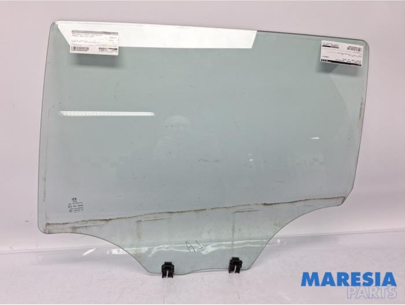 Peugeot - 2008 - Vitre portière 4portes arrière gauche