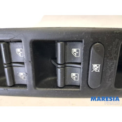 Alfa Romeo - 159 - Commutateur combi vitres
