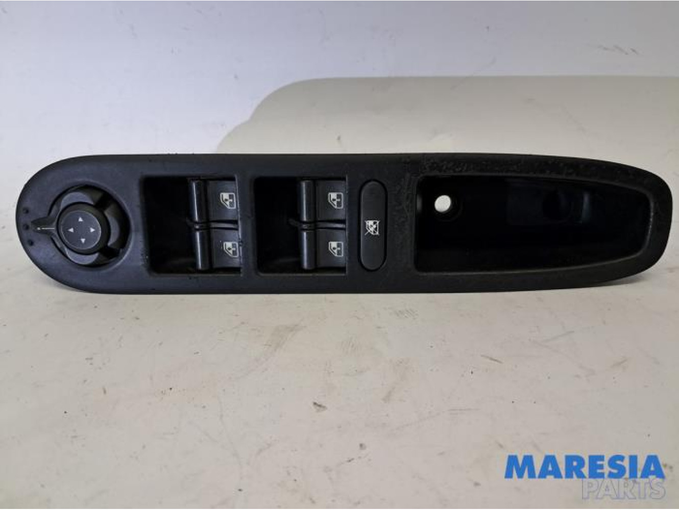 Alfa Romeo - 159 - Commutateur combi vitres