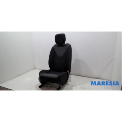 Renault - Clio - Seat, right