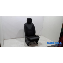 Renault - Clio - Seat, right