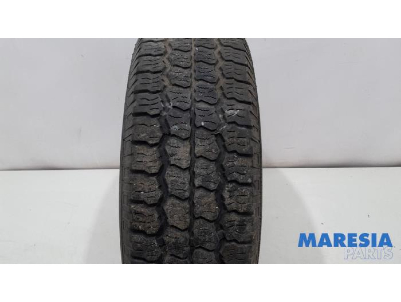 Renault - Master - Tyre