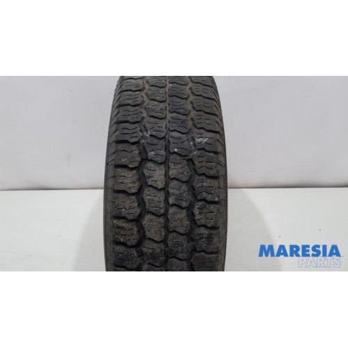 Renault - Master - Tyre