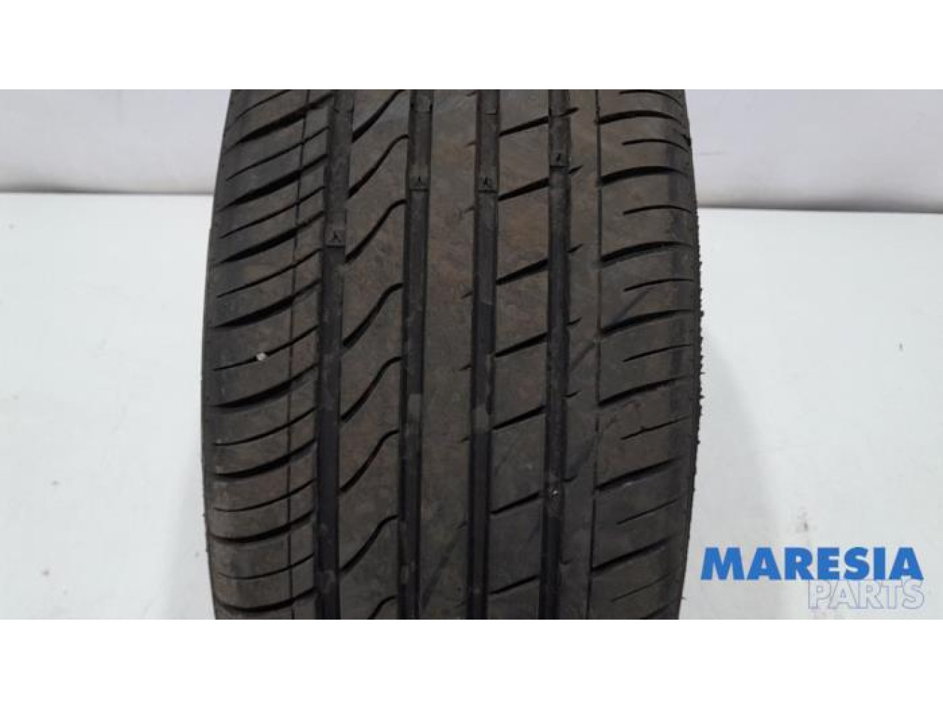 Peugeot - 307 - Tyre