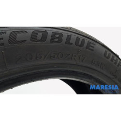 Peugeot - 307 - Tyre