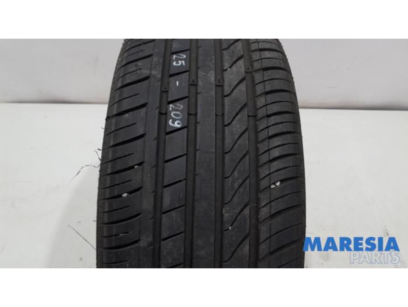 Peugeot - 307 - Tyre
