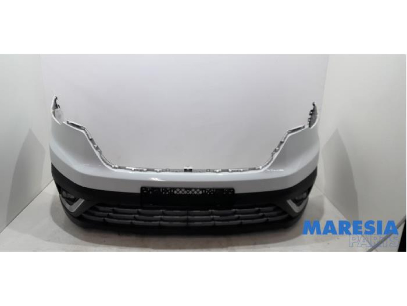 Renault - Trafic - Stoßstange vorne