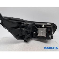 Renault - Trafic - Koplamp links