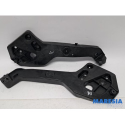 Renault - Trafic - Frontpaneel