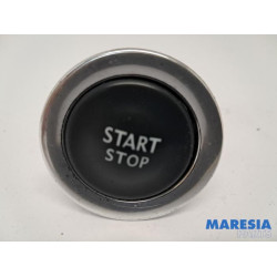 Renault - Grand Scenic - Engine management computer