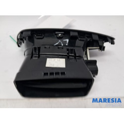 Renault - Grand Scenic - Luchtrooster Dashboard