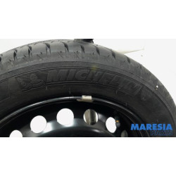 Renault - Megane - Krikset + reservewiel