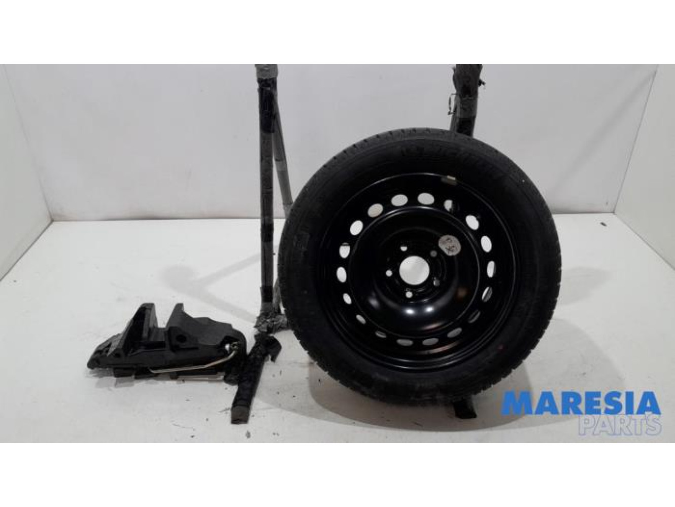 Renault - Megane - Krikset + reservewiel