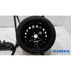 Renault - Megane - Krikset + reservewiel