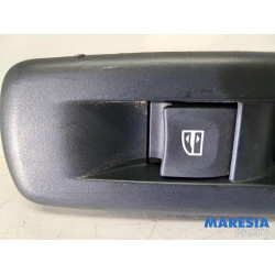 Renault - Grand Scenic - Electric window switch