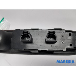 Peugeot - 307 - Kombischalter Fenster