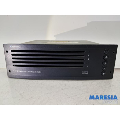 Peugeot - 307 - CD changer