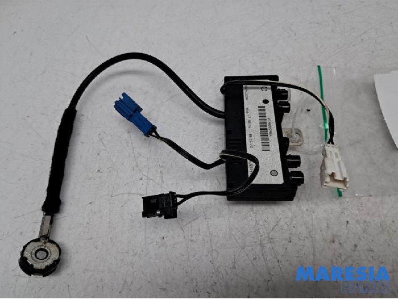 Peugeot - 307 - Antennenverstärker