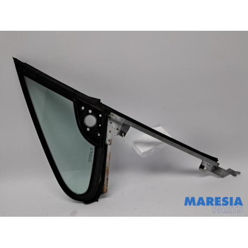 Peugeot - 307 - Quarter light, front left