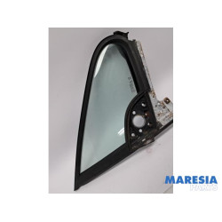 Peugeot - 307 - Quarter light, front right