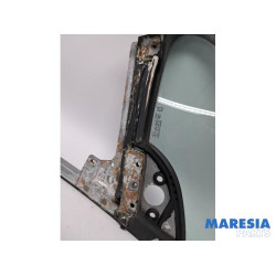 Peugeot - 307 - Quarter light, front right