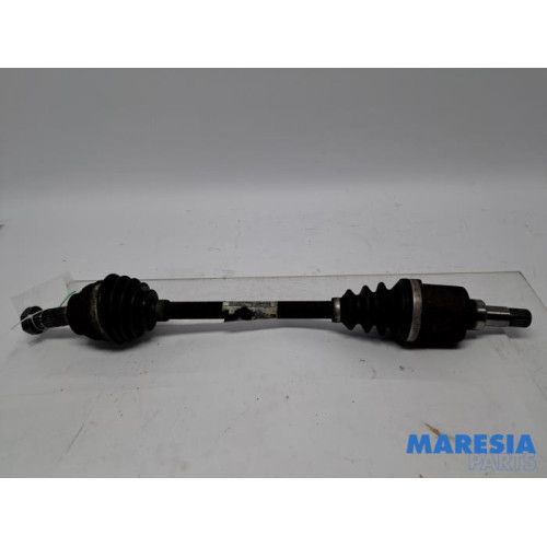 Peugeot - 207 - Aandrijfas links-voor