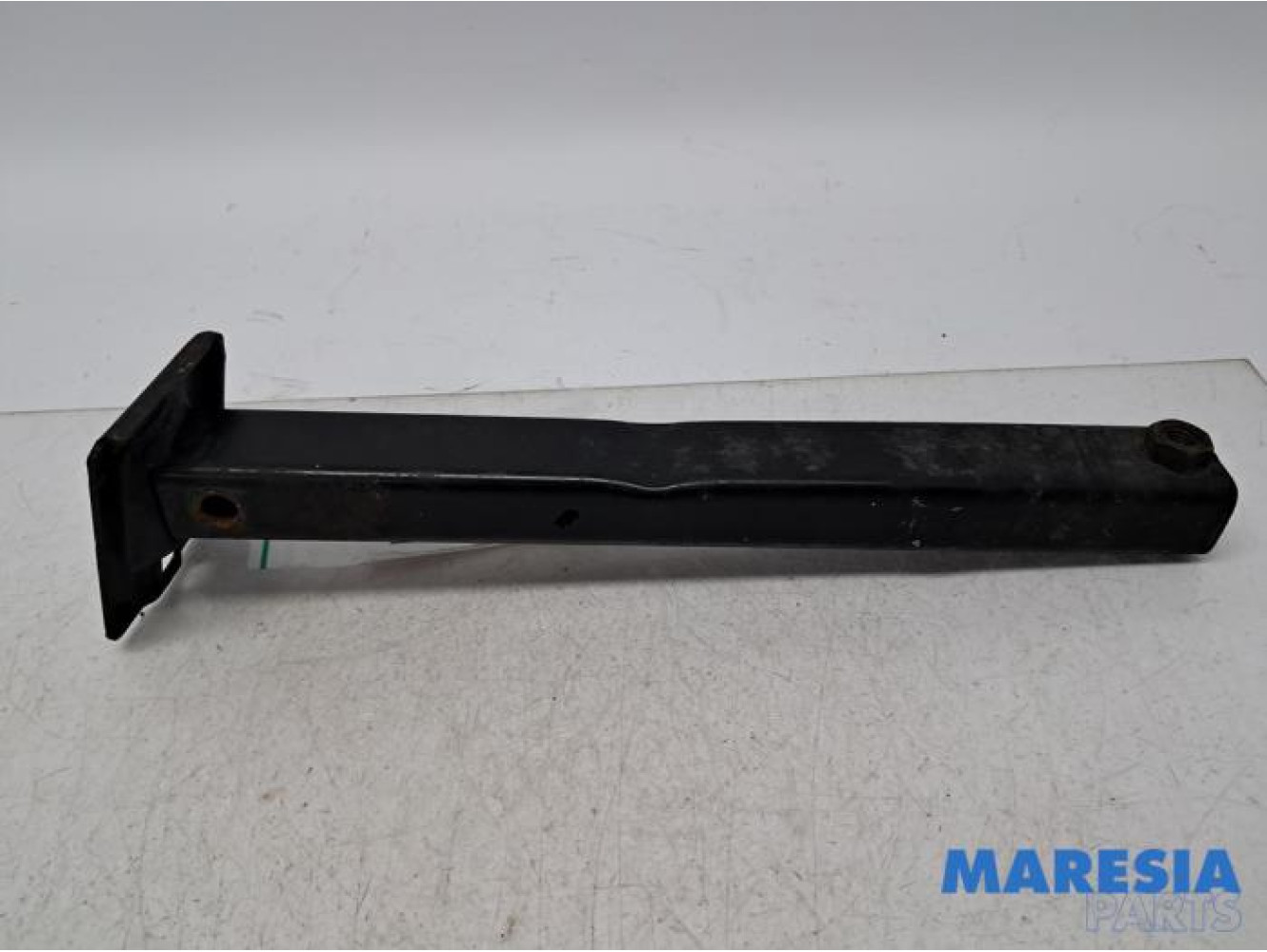 Peugeot - 207 - Frontdeel steun