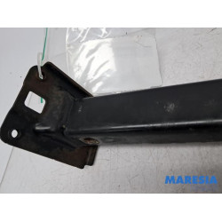 Peugeot - 207 - Frontdeel steun