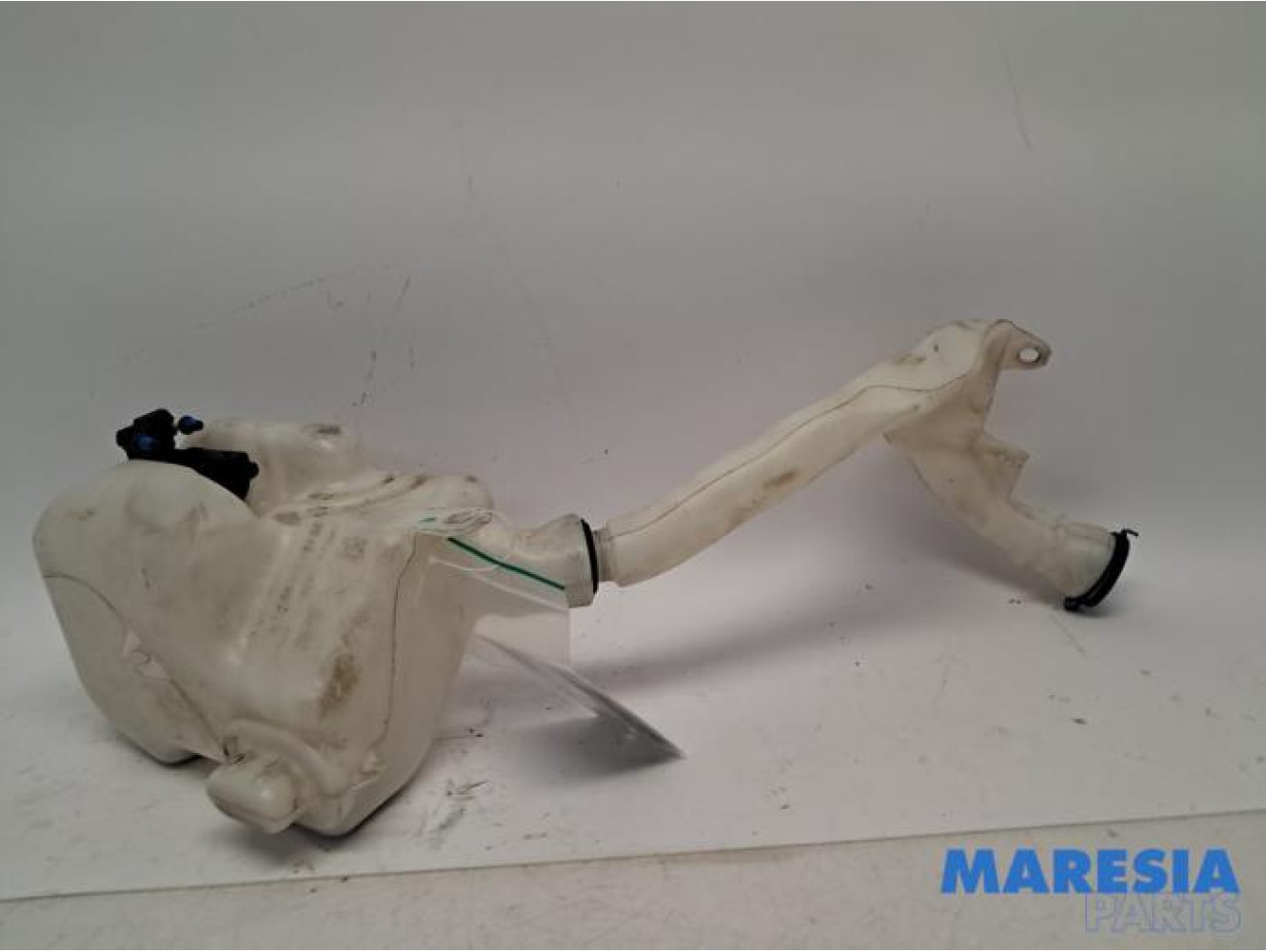 Peugeot - 207 - Front windscreen washer reservoir
