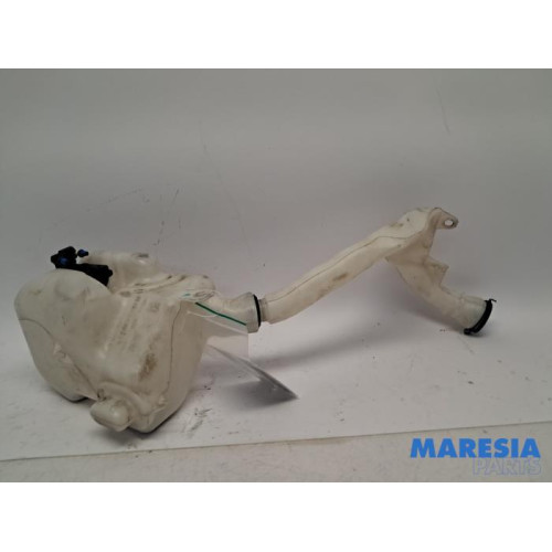 Peugeot - 207 - Front windscreen washer reservoir