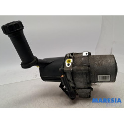 Peugeot - 307 - Power steering pump