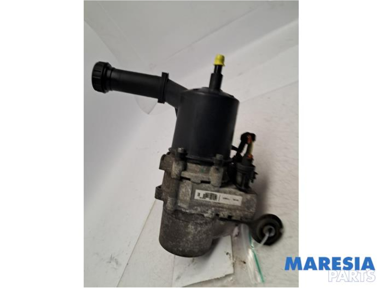 Peugeot - 307 - Power steering pump