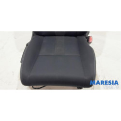 Renault - Megane - Stoel rechts