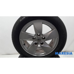 Renault - Megane - Sportvelgenset + banden