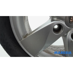 Renault - Megane - Sportvelgenset + banden