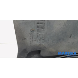 Renault - Megane - Engine protection panel