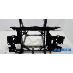 Renault - Megane - Vorderwand