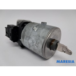 Peugeot - 207 - Engine management computer