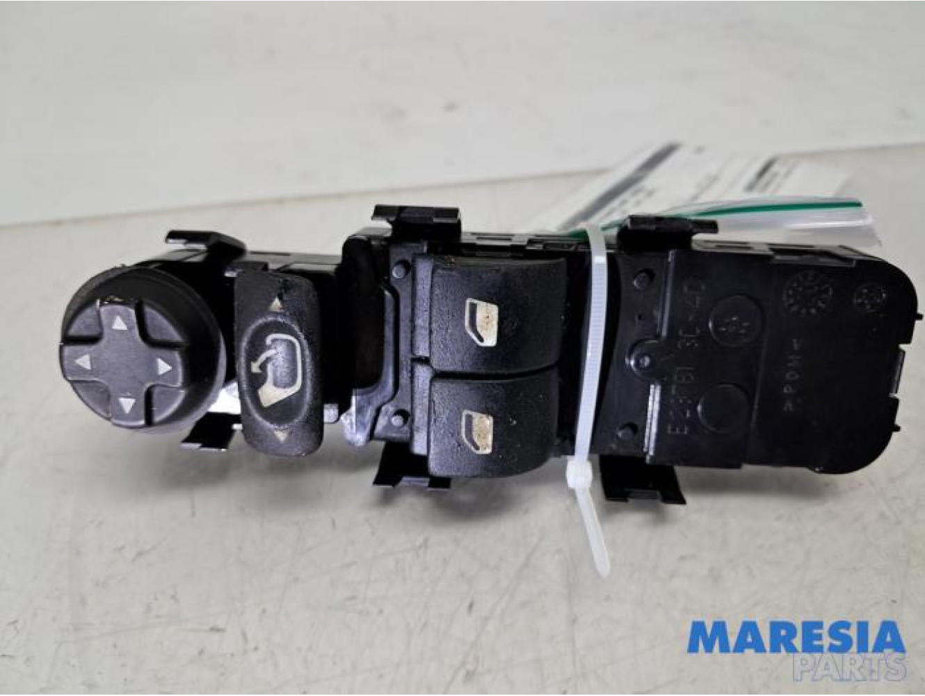 Peugeot - 207 - Combischakelaar ramen