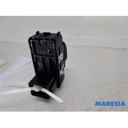 Peugeot - 207 - Commutateur vitre électrique