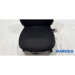 Peugeot - 107 - Seat, right