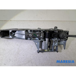 Peugeot - 207 - Türgriff 4-türig links vorne